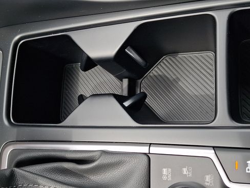 New 2026 Kia Sorento S AWD/4WD image 18