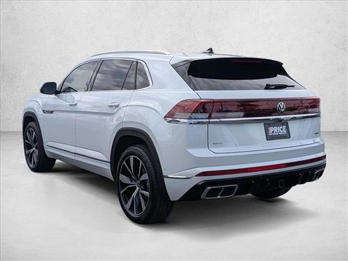 Used 2025 Volkswagen Atlas Cross Sport SEL Premium R-Line AWD/4WD image 9