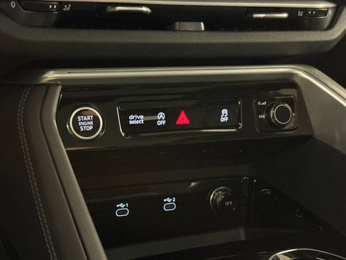 Certified 2025 Audi Q5 Premium w/ Premium Plus AWD/4WD image 21