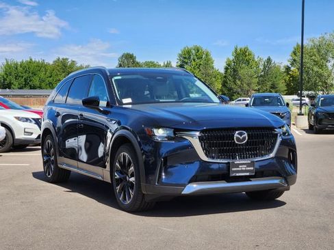 Used 2024 MAZDA CX-90 Plug-In Hybrid w/ Premium Pkg AWD/4WD image 4