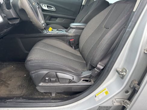 Used 2017 Chevrolet Equinox LS image 10