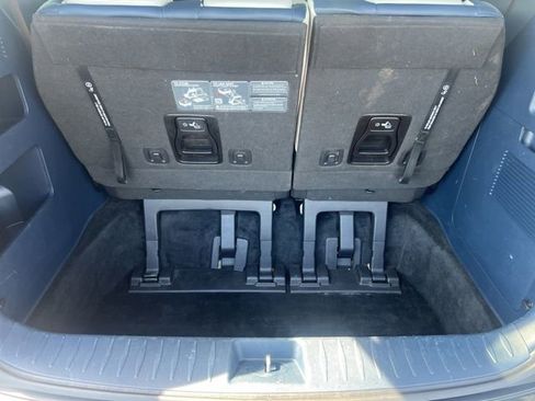Used 2025 Kia Carnival SX Prestige FWD image 18