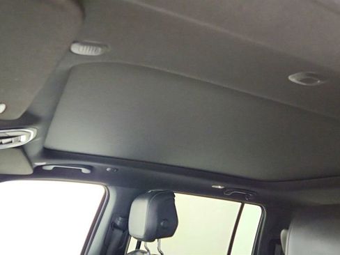 Used 2022 Jeep Wagoneer Series II w/ Premium Group I image 10