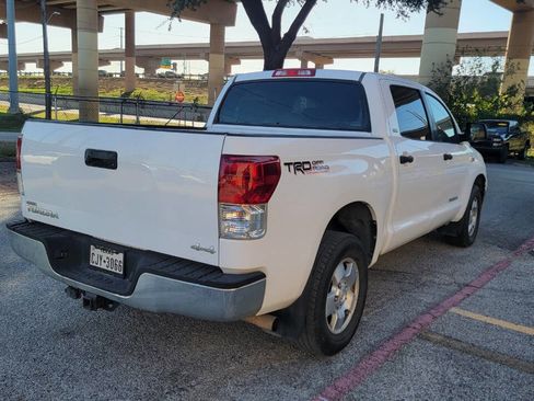 Used 2012 Toyota Tundra 4x4 CrewMax image 8