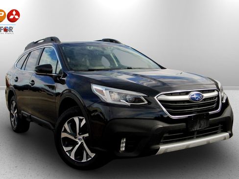 Used 2022 Subaru Outback Limited image 4