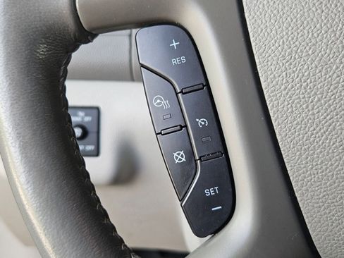 Used 2015 Buick Enclave Leather AWD/4WD image 11