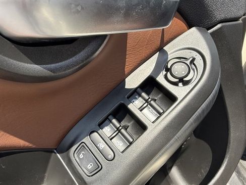 Used 2020 FIAT 500X Trekking Plus w/ Premium Group image 17