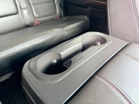 Used 2019 GMC Sierra 1500 SLT w/ SLT Premium Plus Package AWD/4WD image 38