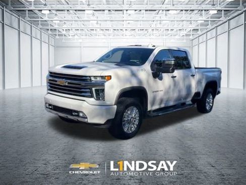 Used 2022 Chevrolet Silverado 2500 High Country w/ Technology Package image 5
