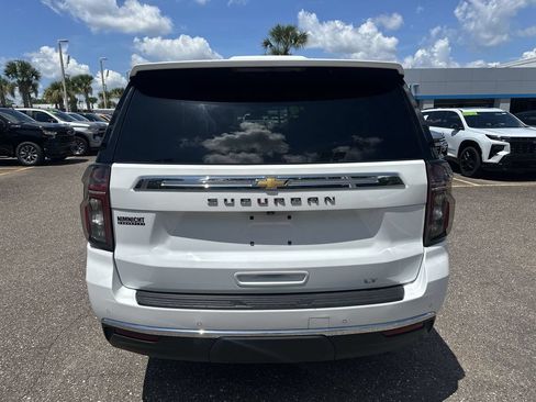 Used 2024 Chevrolet Suburban LT AWD/4WD image 15