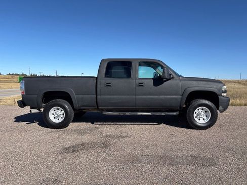 Used 2002 Chevrolet Silverado 2500 LT w/ Off-Road Skid Plate Pkg image 6