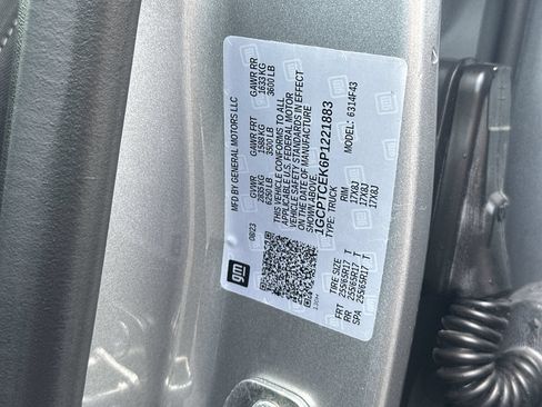 Used 2023 Chevrolet Colorado LT w/ LT Convenience Package II AWD/4WD image 35
