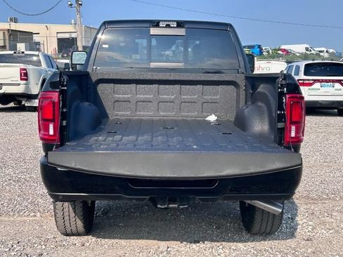 New 2027 RAM 2500 Laramie AWD/4WD image 5