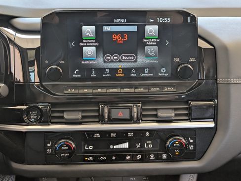 Used 2025 Nissan Pathfinder Platinum w/ Black Appearance Package FWD image 27
