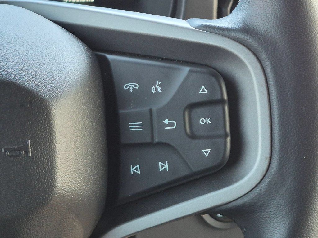 Certified 2025 Ford Bronco Badlands AWD/4WD image 17