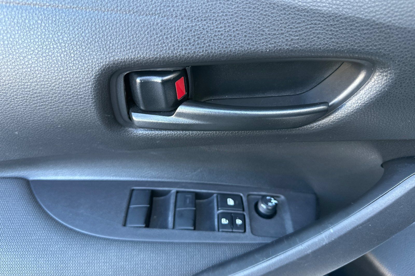 Certified 2024 Toyota Corolla LE FWD image 11