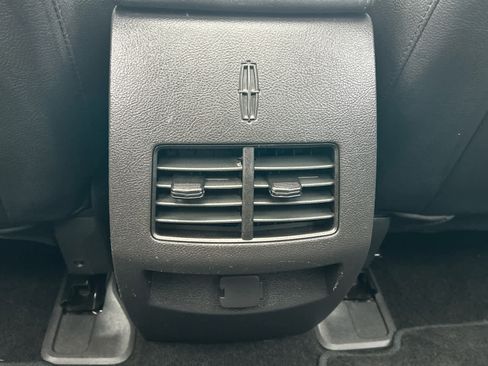 Used 2014 Lincoln MKX AWD w/ Equipment Group 102A image 15