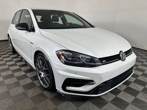 Used 2018 Volkswagen Golf R 4-Door AWD/4WD image 7