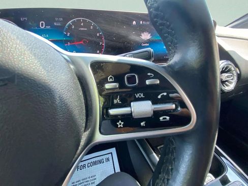 Used 2021 Mercedes-Benz GLA 250 4MATIC image 29