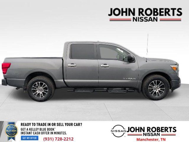 Used 2021 Nissan Titan SV w/ SV Convenience Package RWD image 10