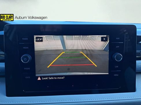 New 2025 Volkswagen Taos SEL AWD/4WD image 26
