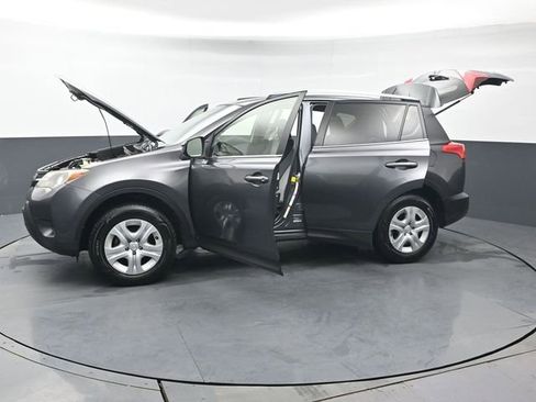 Used 2014 Toyota RAV4 LE image 41