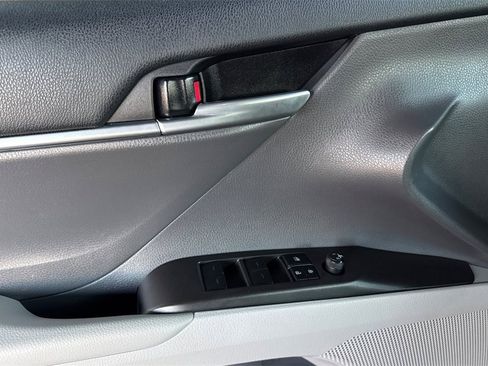 Used 2024 Toyota Camry LE image 10