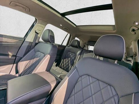 New 2026 Volkswagen Atlas SEL Premium R-Line AWD/4WD image 13