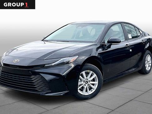 New 2026 Toyota Camry LE image 1