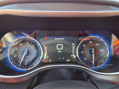 New 2026 Chrysler Pacifica Select image 13