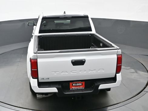 Used 2025 Toyota Tacoma SR5 image 39