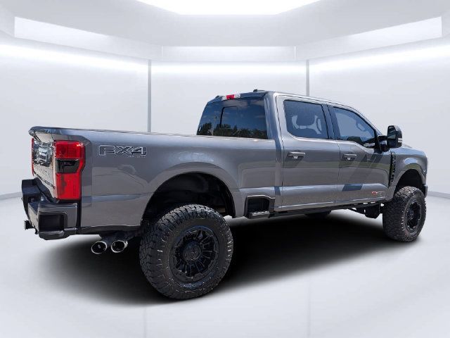 Used 2024 Ford F250 Lariat w/ Lariat Ultimate Package AWD/4WD image 3