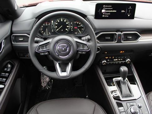 New 2025 MAZDA CX-5 Signature image 15