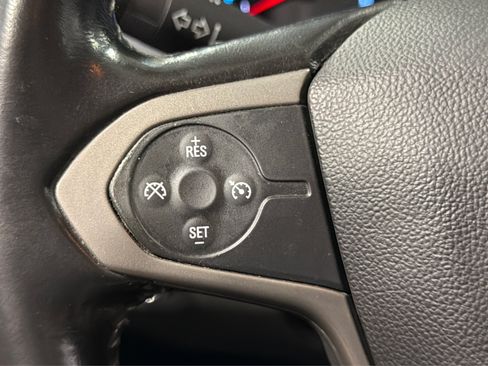 Used 2017 Chevrolet Colorado Z71 AWD/4WD image 23