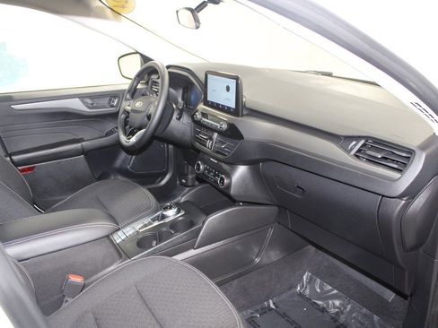 Used 2024 Ford Escape Active image 28