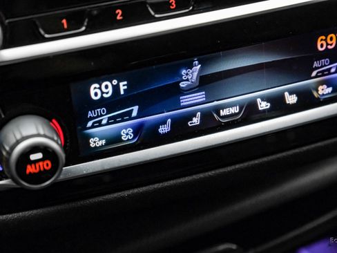 Used 2020 BMW M5 w/ Executive Package image 84