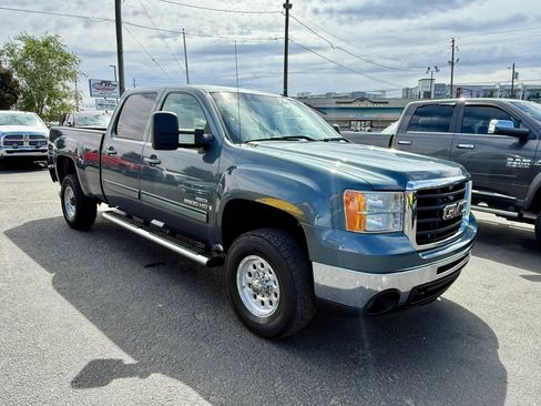 Used 2009 GMC Sierra 2500 W/T AWD/4WD image 7