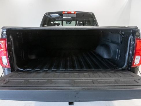 Used 2017 Chevrolet Silverado 1500 LTZ Z71 w/ Midnight Edition AWD/4WD image 28