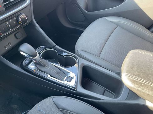 Used 2025 Buick Encore GX Preferred image 41