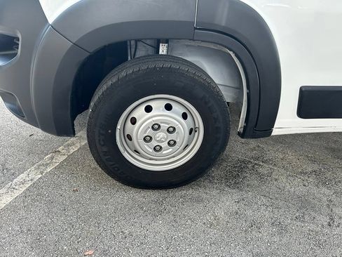 Used 2023 RAM ProMaster 2500 FWD image 21