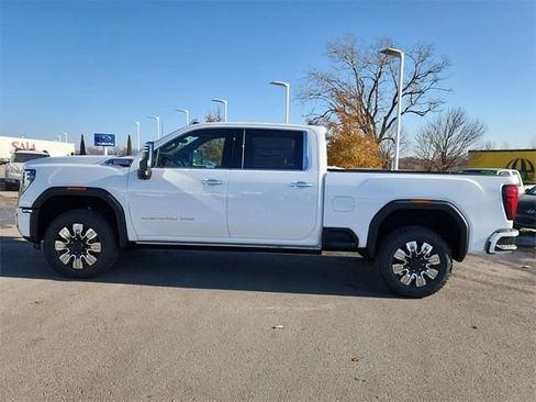 New 2026 GMC Sierra 2500 Denali w/ Denali Reserve Package image 9