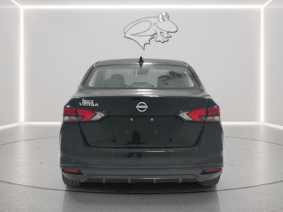 New 2025 Nissan Versa SV w/ Trunk Package