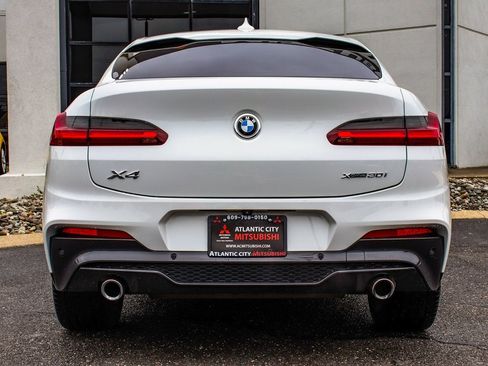 Used 2021 BMW X4 xDrive30i w/ M Sport Package image 5