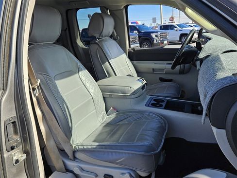 Used 2008 Chevrolet Silverado 2500 LT w/ 2LT Convenience Package image 13