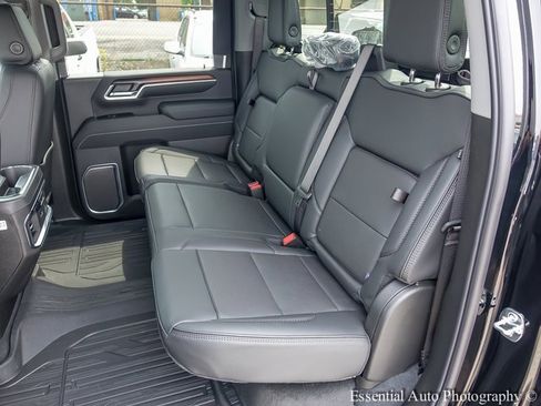 New 2025 GMC Sierra 2500 Denali w/ Technology Package image 10