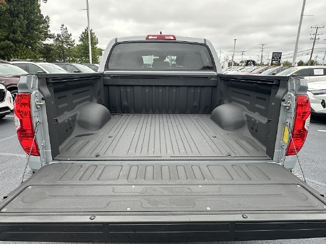 Used 2020 Toyota Tundra SR5 w/ SR5 Leather Package AWD/4WD image 14