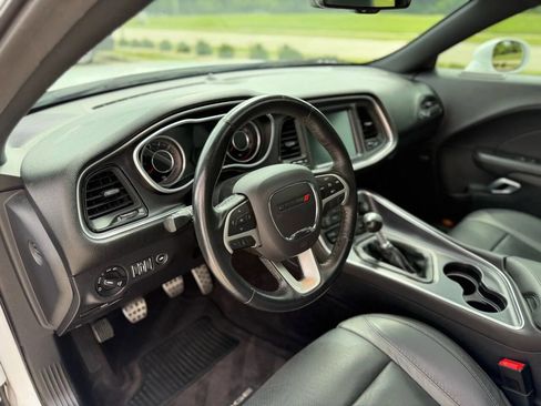 Used 2016 Dodge Challenger R/T Plus image 11