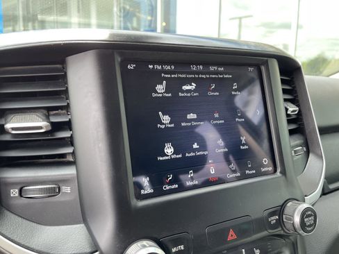 Used 2020 RAM 1500 Big Horn AWD/4WD image 25