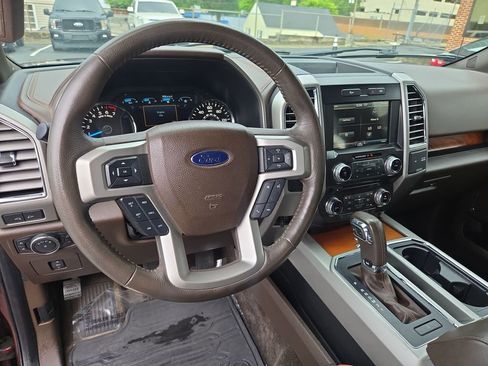 Used 2015 Ford F150 King Ranch w/ Equipment Group 601A Luxury AWD/4WD image 15