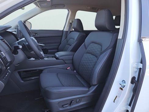 New 2026 Nissan Pathfinder SV FWD image 13